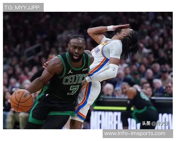 布朗怒斥裁判组失误致球队失利赛后发声引发热议